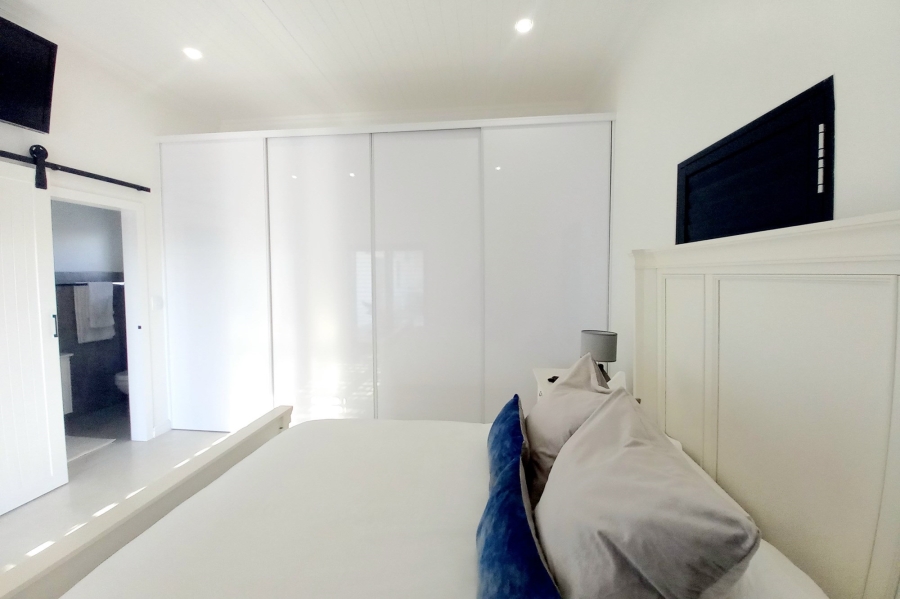 4 Bedroom Property for Sale in Jacobsbaai Western Cape